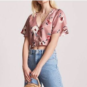 Floral crop top with flutter sleeves